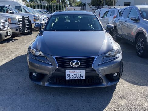 Used 2016 Lexus IS 200t image 3
