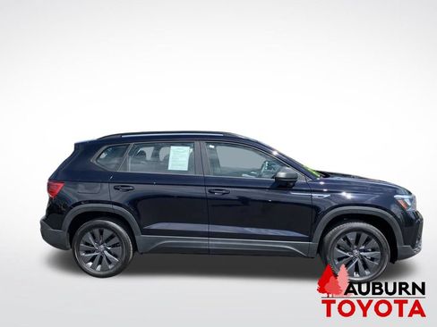 Used 2022 Volkswagen Taos S FWD image 8