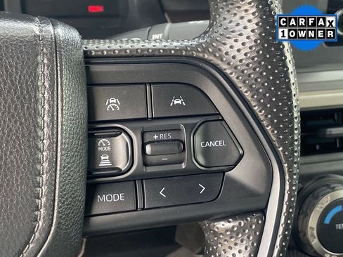 Certified 2025 Toyota Tacoma SR5 image 27