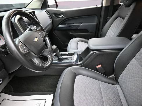 Used 2016 Chevrolet Colorado Z71 AWD/4WD image 16
