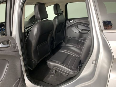 Used 2019 Ford Escape Titanium image 31