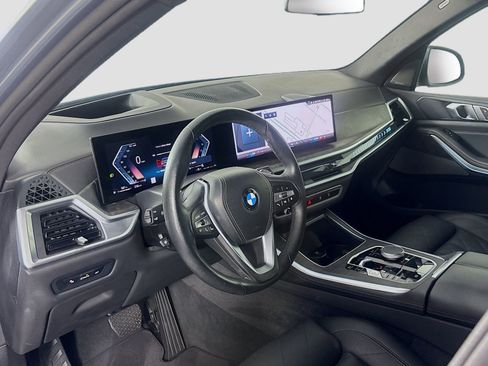 Used 2024 BMW X5 sDrive40i RWD image 9