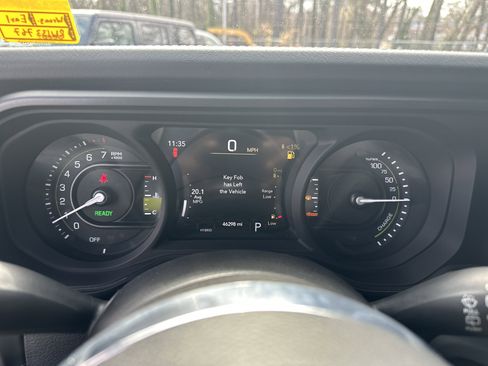 Used 2024 Jeep Wrangler Unlimited Sahara w/ Safety Group image 29