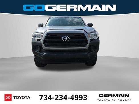 Used 2016 Toyota Tacoma SR AWD/4WD image 3