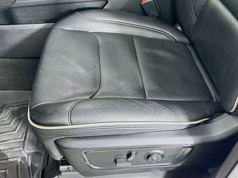 Used 2022 RAM 1500 Limited w/ Bed Utility Group image 25