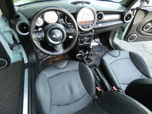 Used 2014 MINI Cooper S image 20