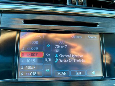 Used 2014 Toyota Avalon XLE Premium image 20