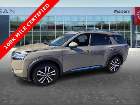 Certified 2024 Nissan Pathfinder Platinum w/ Cargo Package image 1
