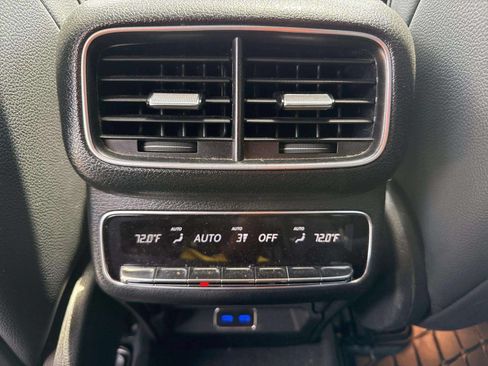 Used 2024 Mercedes-Benz GLS 450 4MATIC image 39