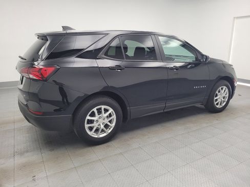 Used 2024 Chevrolet Equinox LS image 10