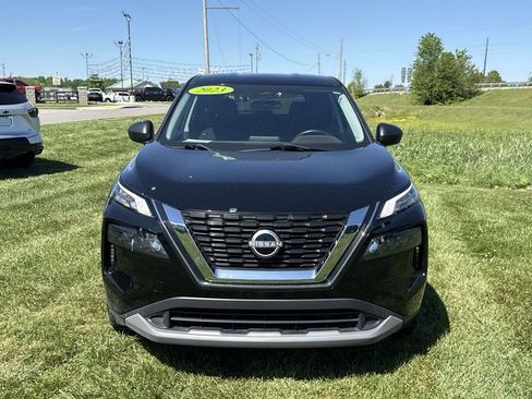 Used 2023 Nissan Rogue S FWD image 16