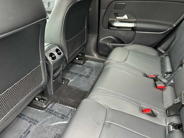 Certified 2023 Mercedes-Benz EQB 300 4MATIC w/ Exclusive Package image 13
