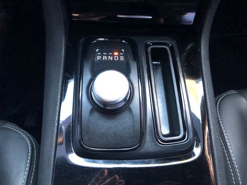 Used 2020 Chrysler 300 S image 23