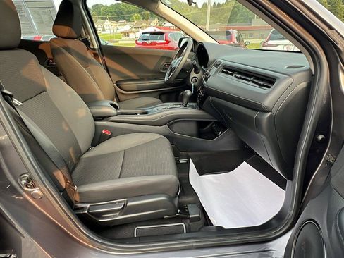 Used 2019 Honda HR-V LX image 13