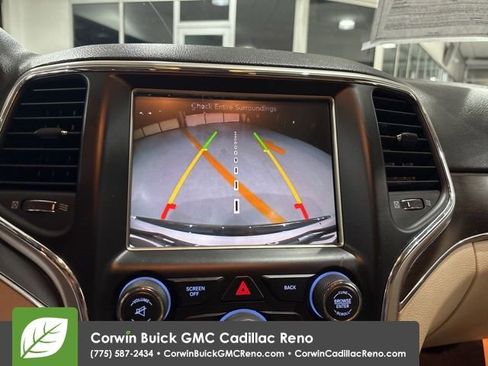 Used 2014 Jeep Grand Cherokee Limited w/ Luxury Group II image 21