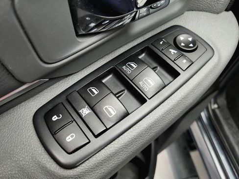 Used 2020 RAM 1500 Warlock AWD/4WD image 19
