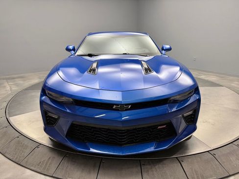 Used 2016 Chevrolet Camaro SS image 2