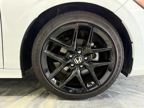 Used 2024 Honda Civic Sport image 29