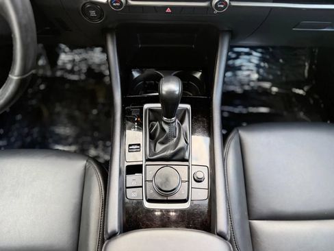 Used 2024 MAZDA MAZDA3 s FWD image 17