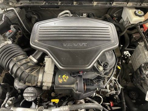 Used 2018 GMC Acadia Denali w/ Technology Package image 24