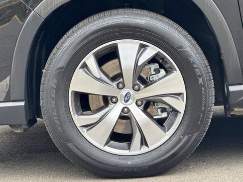 Used 2025 Subaru Ascent Premium AWD/4WD image 38