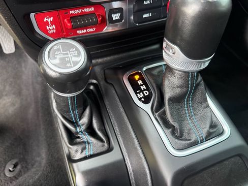 Used 2021 Jeep Wrangler Unlimited Rubicon 4xe w/ Steel Bumper Group image 32