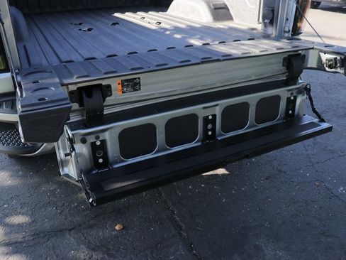 Used 2025 GMC Sierra 3500 AT4 w/ AT4 Premium Plus Package image 8