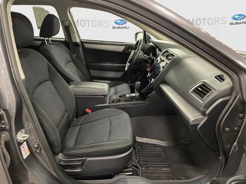 Used 2019 Subaru Outback 2.5i Premium w/ Popular Package #2 image 15