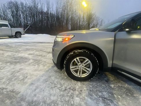 Certified 2021 Ford Explorer XLT image 24
