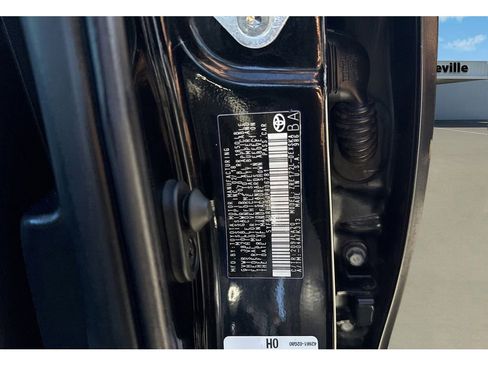 Used 2018 Toyota Corolla XSE image 26