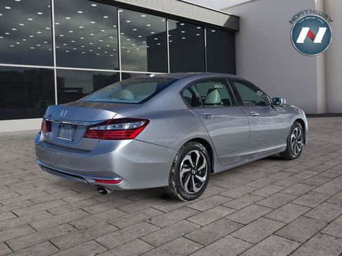 Used 2017 Honda Accord EX-L image 5