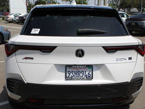 Used 2024 Acura ZDX A-Spec RWD image 9