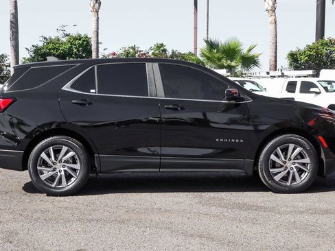 Used 2022 Chevrolet Equinox LT image 11