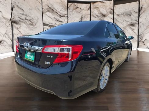 Used 2013 Toyota Camry XLE w/ Leather Pkg image 6