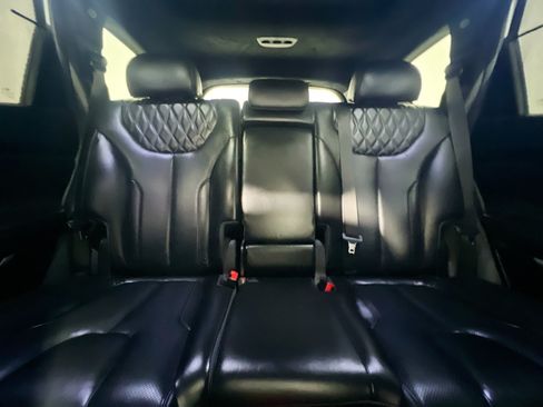 Used 2022 Hyundai Santa Fe Calligraphy FWD image 32