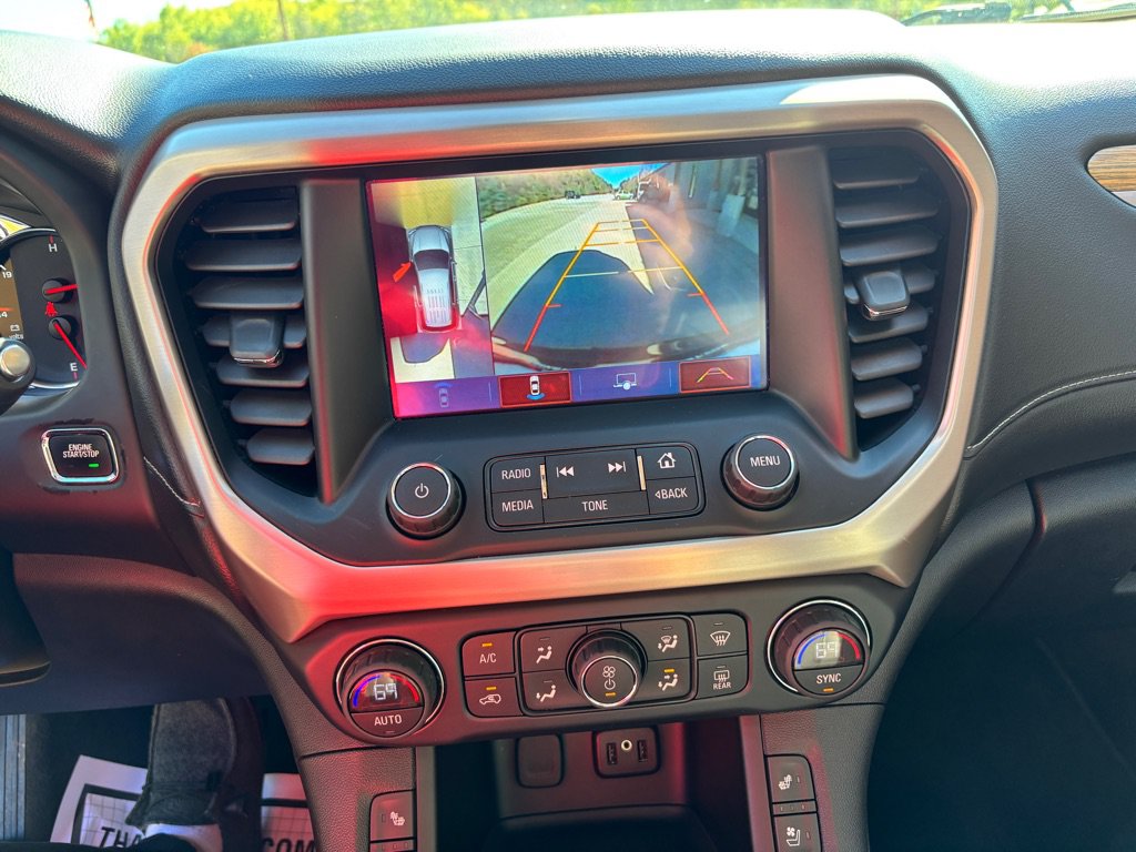 Used 2019 GMC Acadia Denali w/ Technology Package AWD/4WD image 27