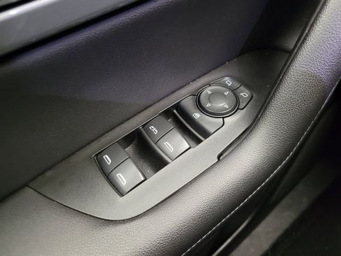 Used 2020 Chevrolet Blazer LT image 27