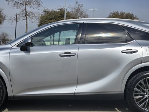 Used 2023 Lexus RX 350 FWD image 15