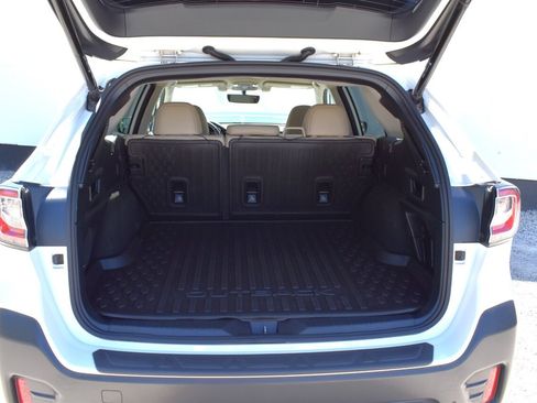 Used 2020 Subaru Outback Limited w/ Popular Package #2 AWD/4WD image 31