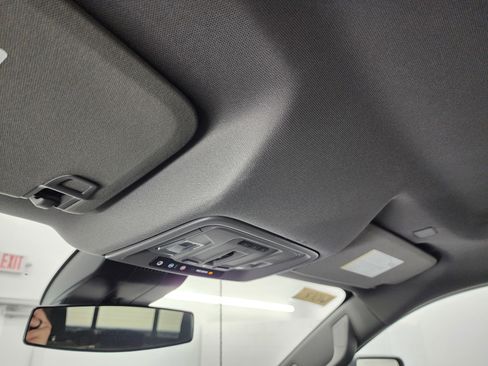 Used 2024 GMC Sierra 2500 SLE w/ SLE Value Package; image 13