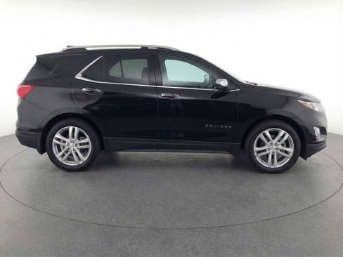 Used 2020 Chevrolet Equinox Premier image 11