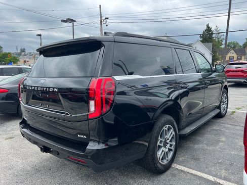 Used 2025 Ford Expedition Max Active AWD/4WD image 7