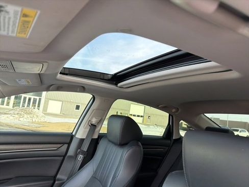 Used 2018 Honda Accord EX-L image 15