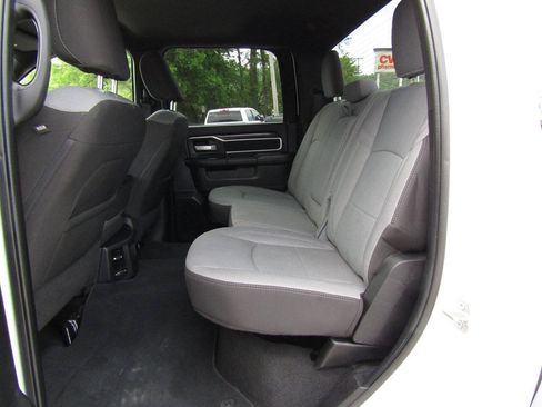 Used 2024 RAM 2500 Big Horn w/ Off Road Package AWD/4WD image 11