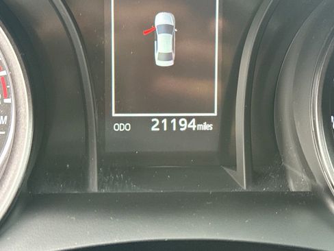 Used 2024 Toyota Camry SE image 17