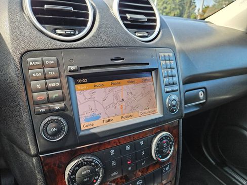 Used 2010 Mercedes-Benz ML 350 4MATIC image 25