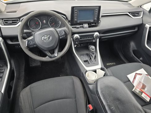 Certified 2021 Toyota RAV4 LE AWD/4WD image 14