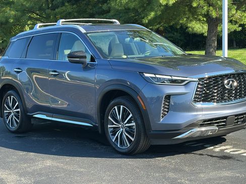 Certified 2022 INFINITI QX60 Sensory w/ Cargo Package image 2