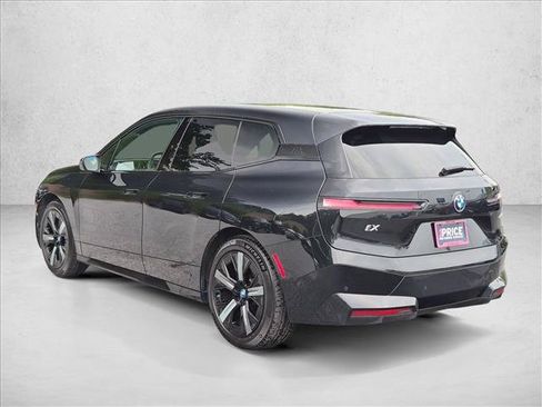 Used 2023 BMW iX xDrive50 w/ Premium Package AWD/4WD image 8