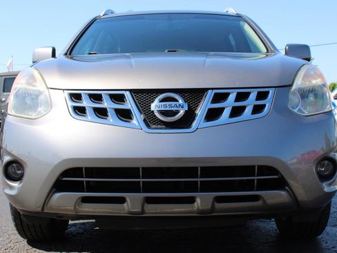 Used 2013 Nissan Rogue SL FWD image 2